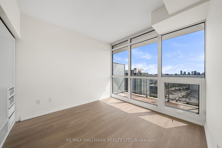 Photo 13 at 3102 - 121 McMahon Drive, Bayview Village, Toronto