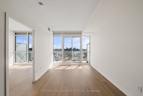 Photo 4 at 3102 - 121 McMahon Drive, Bayview Village, Toronto