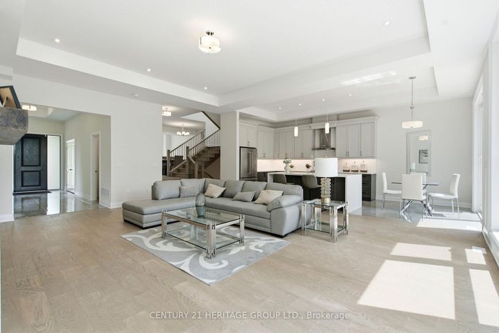 Photo 6 at 159 Snively Street, Oak Ridges Lake Wilcox, Richmond Hill