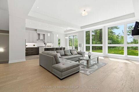 Photo 5 at 159 Snively Street, Oak Ridges Lake Wilcox, Richmond Hill