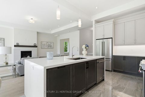 Photo 7 at 159 Snively Street, Oak Ridges Lake Wilcox, Richmond Hill