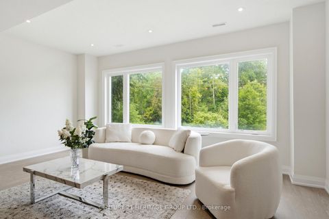 Photo 12 at 159 Snively Street, Oak Ridges Lake Wilcox, Richmond Hill