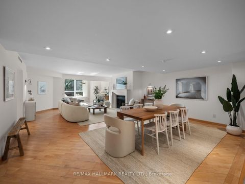 Photo 10 at 305 - 25 George Street, Moss Park, Toronto