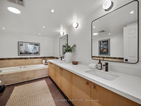 Photo 27 at 305 - 25 George Street, Moss Park, Toronto