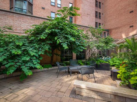 Photo 35 at 305 - 25 George Street, Moss Park, Toronto