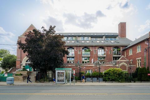 Photo 2 at 106 - 660 Pape Avenue, North Riverdale, Toronto