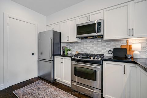 Photo 7 at 106 - 660 Pape Avenue, North Riverdale, Toronto