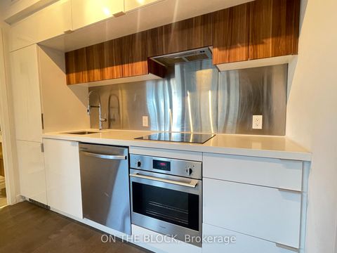 Photo 6 at 509 - 185 Roehampton Avenue, Mount Pleasant West, Toronto
