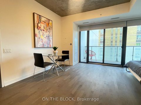 Photo 16 at 509 - 185 Roehampton Avenue, Mount Pleasant West, Toronto