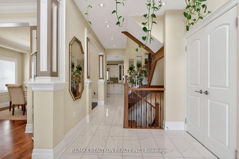 Photo 6 at 1001 Gorham Street, College Manor, Newmarket