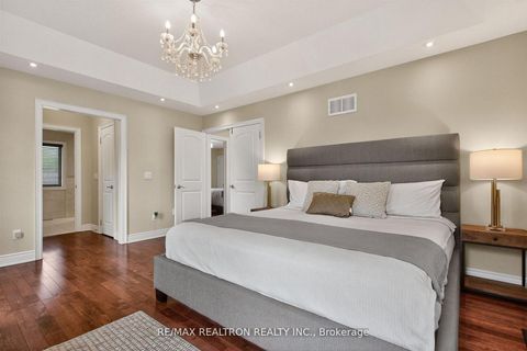 Photo 28 at 1001 Gorham Street, College Manor, Newmarket