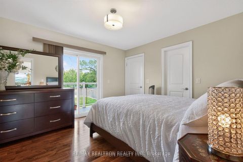Photo 31 at 1001 Gorham Street, College Manor, Newmarket
