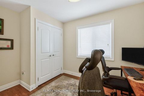 Photo 33 at 1001 Gorham Street, College Manor, Newmarket