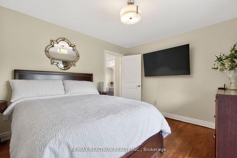 Photo 34 at 1001 Gorham Street, College Manor, Newmarket