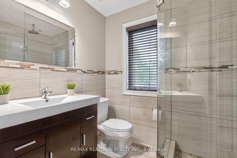 Photo 35 at 1001 Gorham Street, College Manor, Newmarket