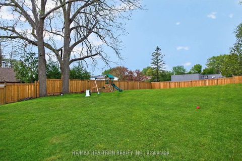 Photo 36 at 1001 Gorham Street, College Manor, Newmarket