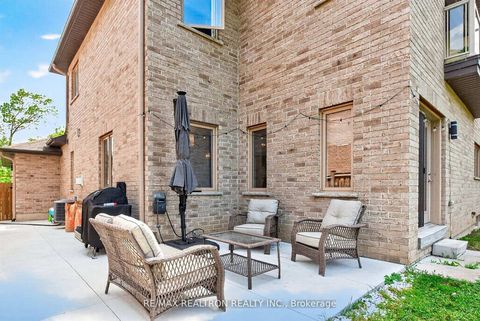 Photo 37 at 1001 Gorham Street, College Manor, Newmarket