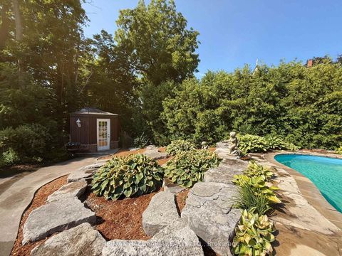 Photo 10 at 12994 Weston Road, King City, King