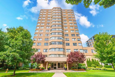Photo 0 at 604 - 4 Park VISTA Crescent, Parkview, Toronto