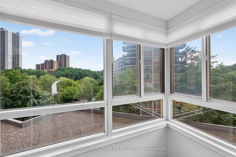 Photo 21 at 604 - 4 Park VISTA Crescent, Parkview, Toronto