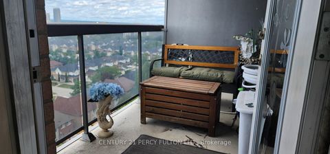 Photo 10 at 1328 - 18 Mondeo Drive, Dorset Park, Toronto