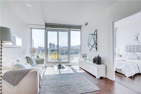 Photo 3 at 2010 - 121 McMahon Drive, Bayview Village, Toronto