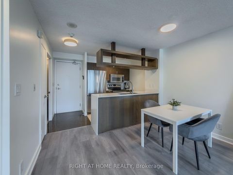 Photo 8 at 2611 - 81 Navy Wharf Court, Waterfront Communities C1, Toronto