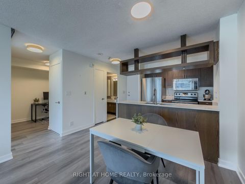 Photo 9 at 2611 - 81 Navy Wharf Court, Waterfront Communities C1, Toronto