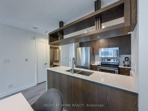 Photo 10 at 2611 - 81 Navy Wharf Court, Waterfront Communities C1, Toronto