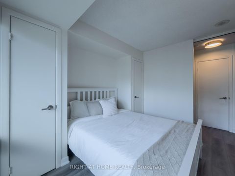 Photo 14 at 2611 - 81 Navy Wharf Court, Waterfront Communities C1, Toronto