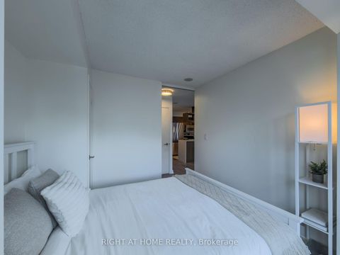 Photo 16 at 2611 - 81 Navy Wharf Court, Waterfront Communities C1, Toronto