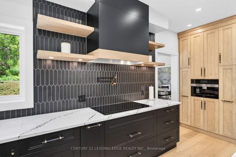 Photo 13 at 94 Roberson Drive, Central West, Ajax