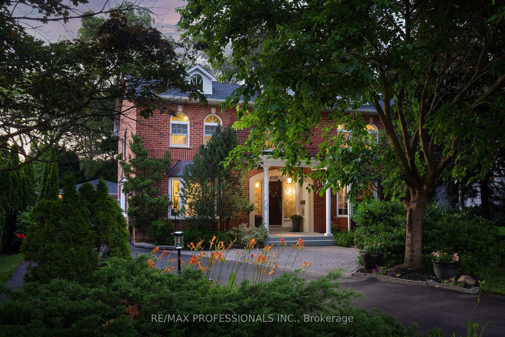 106 Rathburn Road, Rosethorn, Toronto 