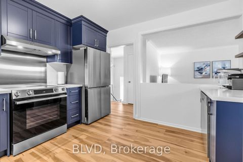 Photo 11 at 457 Paliser Crescent N, Harding, Richmond Hill