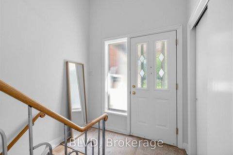 Photo 12 at 457 Paliser Crescent N, Harding, Richmond Hill