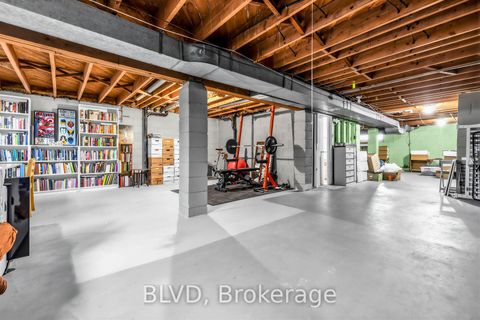 Photo 22 at 457 Paliser Crescent N, Harding, Richmond Hill