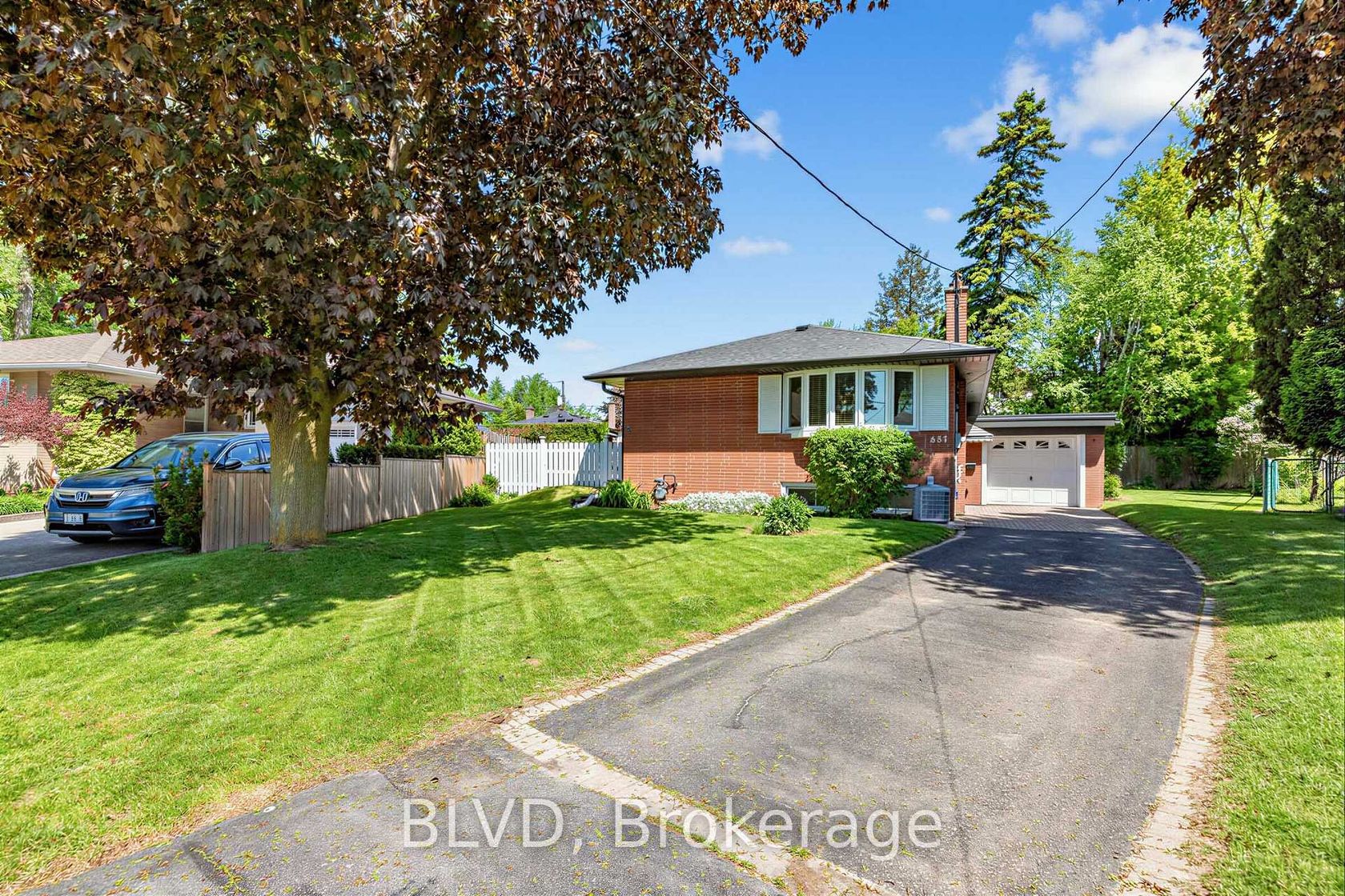 457 Paliser Crescent N, Harding, Richmond Hill photo number 2