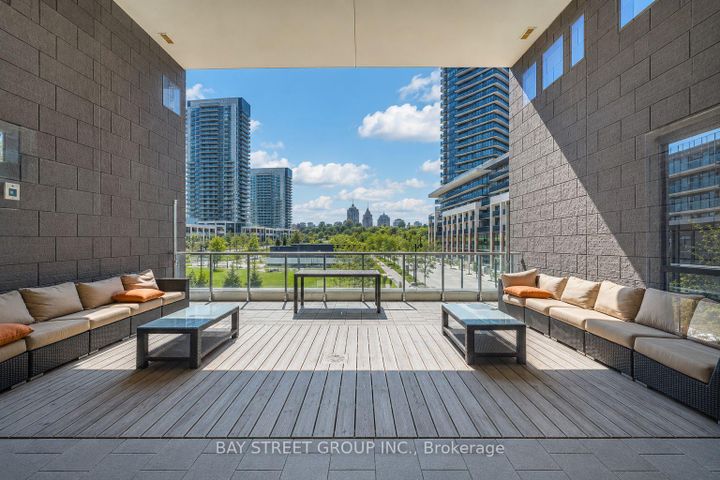 Photo 4 at 2906 - 121 McMahon Drive, Bayview Village, Toronto
