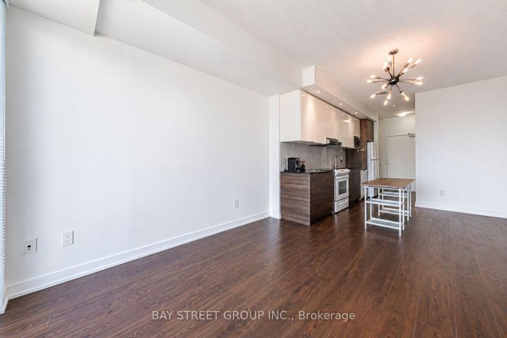 Photo 19 at 2906 - 121 McMahon Drive, Bayview Village, Toronto