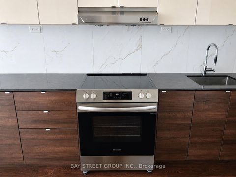 Photo 10 at 2906 - 121 McMahon Drive, Bayview Village, Toronto