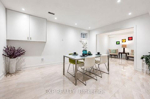 Photo 30 at 16 Wainwright Avenue, North Richvale, Richmond Hill