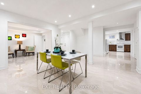 Photo 31 at 16 Wainwright Avenue, North Richvale, Richmond Hill
