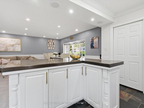 Photo 11 at 288 Irene Drive, Keswick South, Georgina