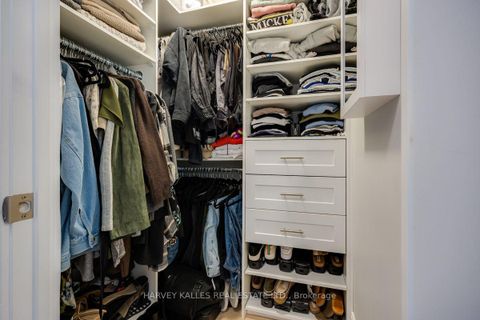 Photo 12 at 813 - 70 Roehampton Avenue, Mount Pleasant West, Toronto