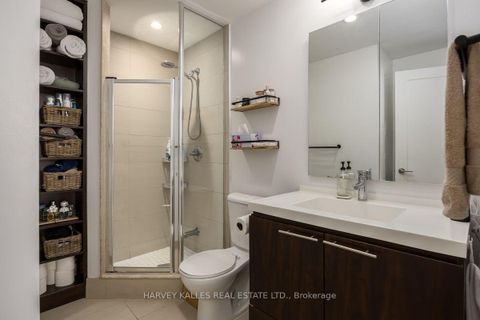 Photo 13 at 813 - 70 Roehampton Avenue, Mount Pleasant West, Toronto