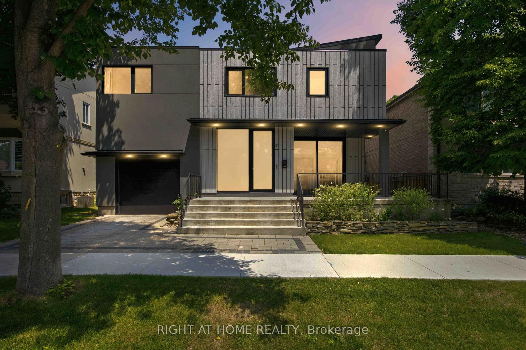41 Bonnyview Drive, Queensway, Toronto 