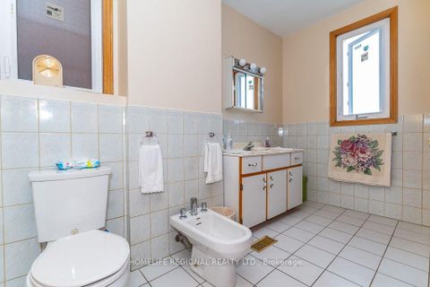 Photo 23 at 110 Grace Street, Bellwoods, Toronto