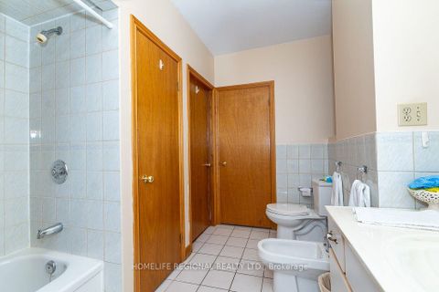 Photo 24 at 110 Grace Street, Bellwoods, Toronto
