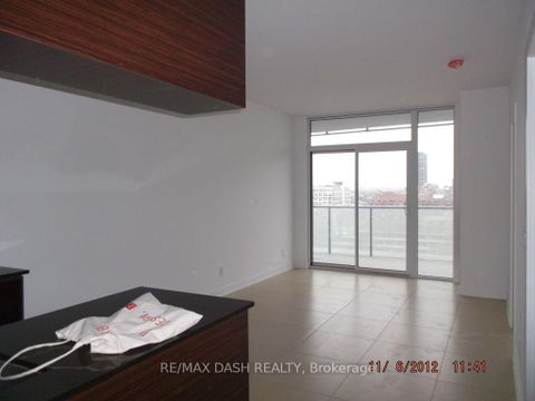Photo 7 at 1009 - 1 Market Street, Waterfront Communities C8, Toronto