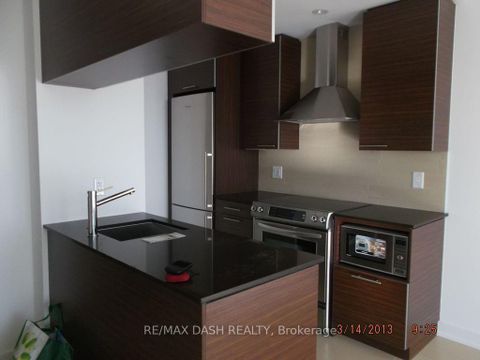 Photo 8 at 1009 - 1 Market Street, Waterfront Communities C8, Toronto
